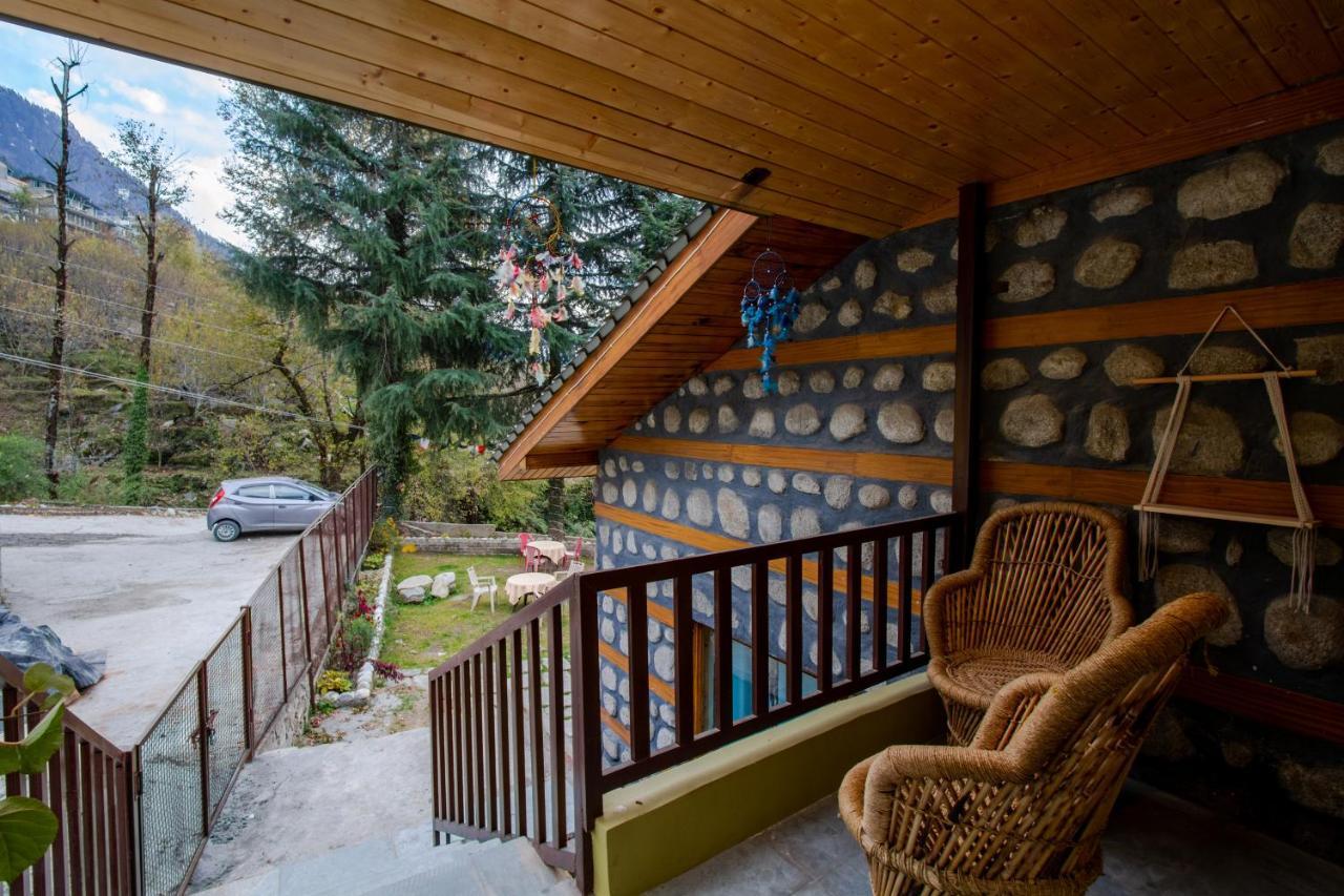 Tales N Trails Hotel Vashist Exterior photo
